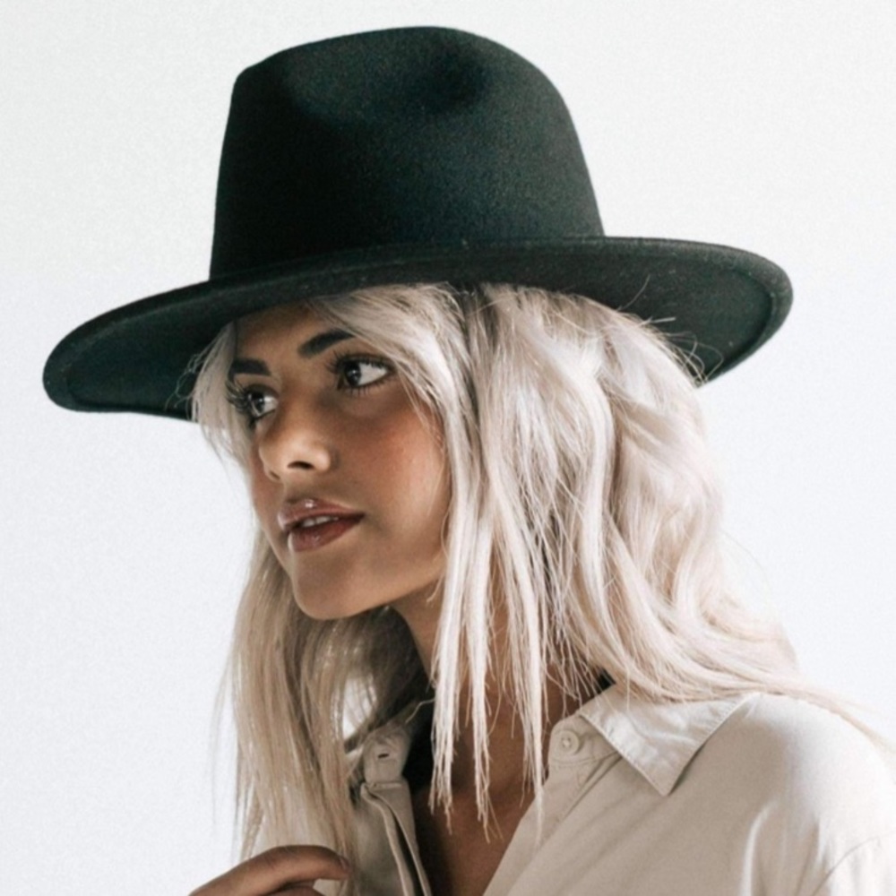 Gigi Pip Wes Fedora in Black